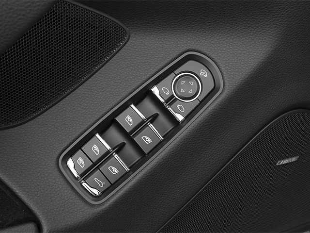 2014 Porsche Panamera 2