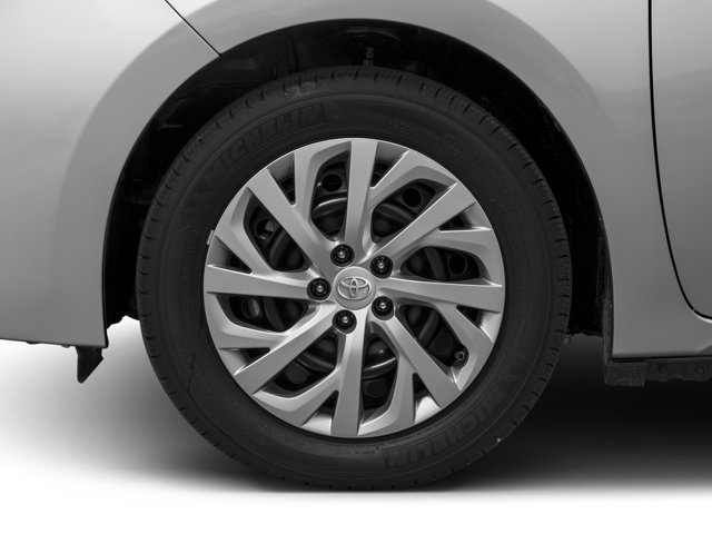 2018 Toyota Corolla XLE XSE photo 3