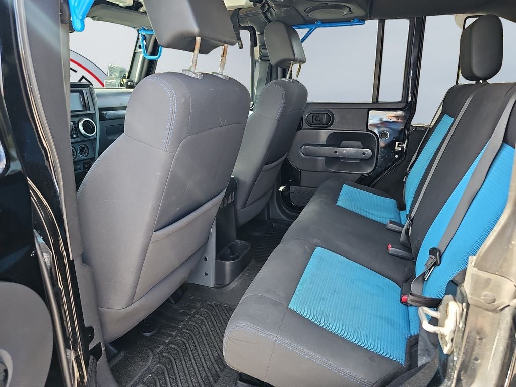 2010 Jeep Wrangler Unlimited Islander