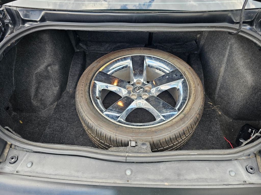 2014 Dodge Challenger SRT8 Core