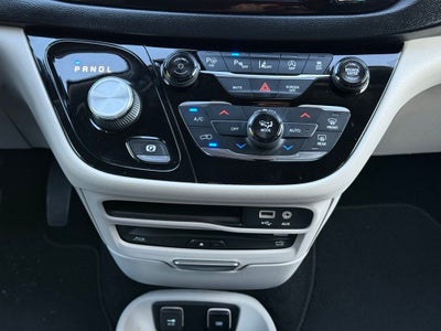 2019 Chrysler Pacifica Touring L Plus