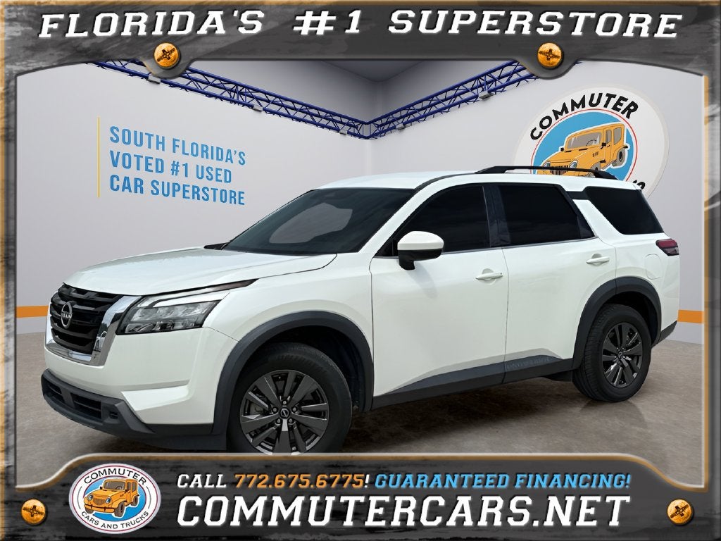 2023 Nissan Pathfinder SV