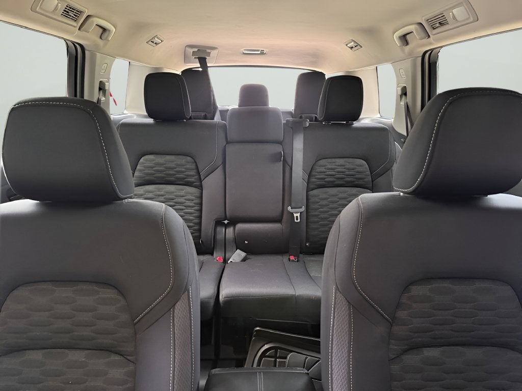 2023 Nissan Pathfinder SV