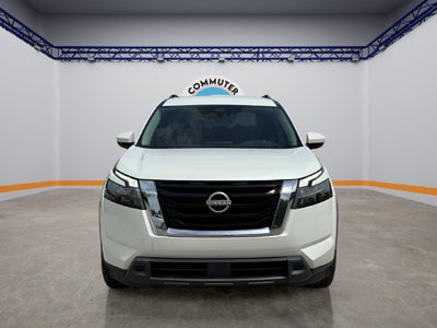 2023 Nissan Pathfinder SV