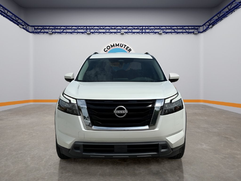 2023 Nissan Pathfinder SV