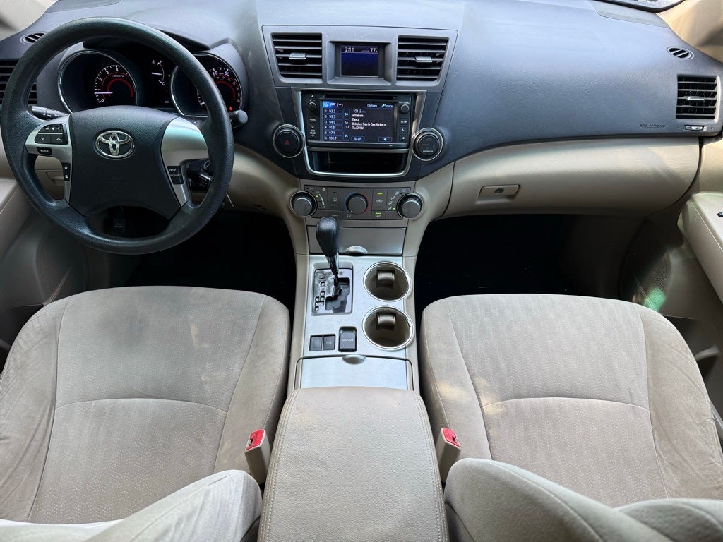 2013 Toyota Highlander Base