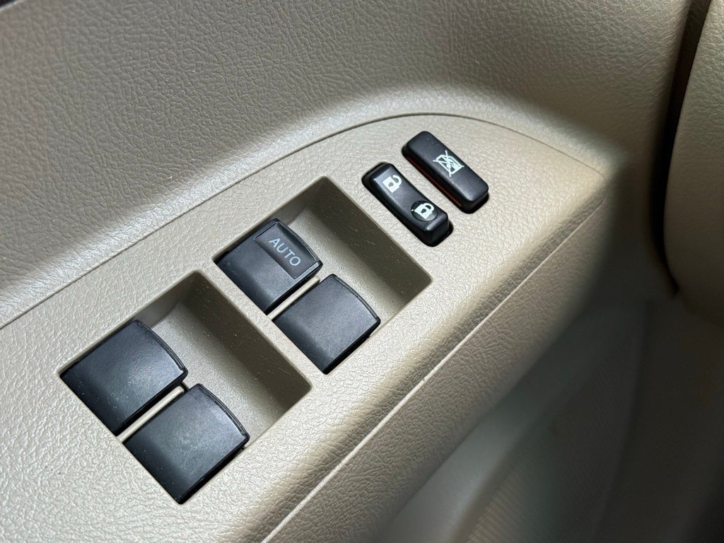 2013 Toyota Highlander Base