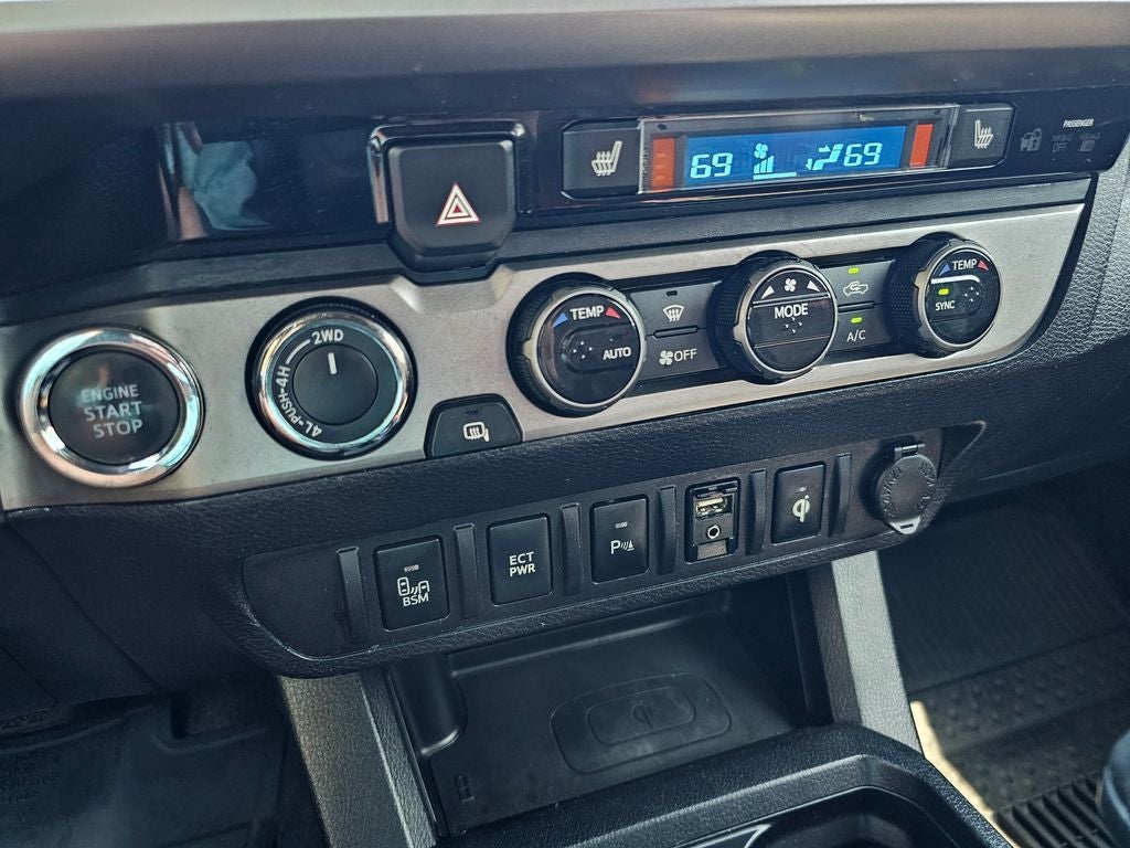 2017 Toyota Tacoma Limited V6