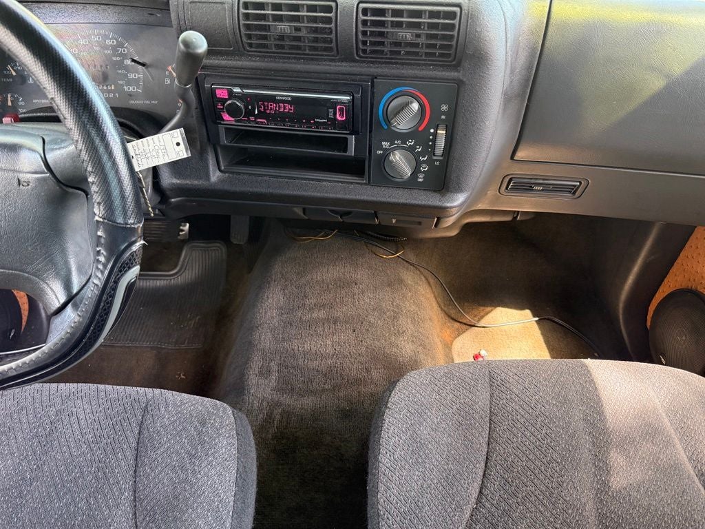 1996 Chevrolet S-10 LS
