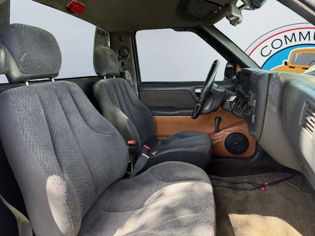 1996 Chevrolet S-10 LS