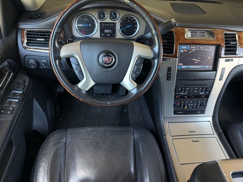 2014 Cadillac Escalade Platinum Edition