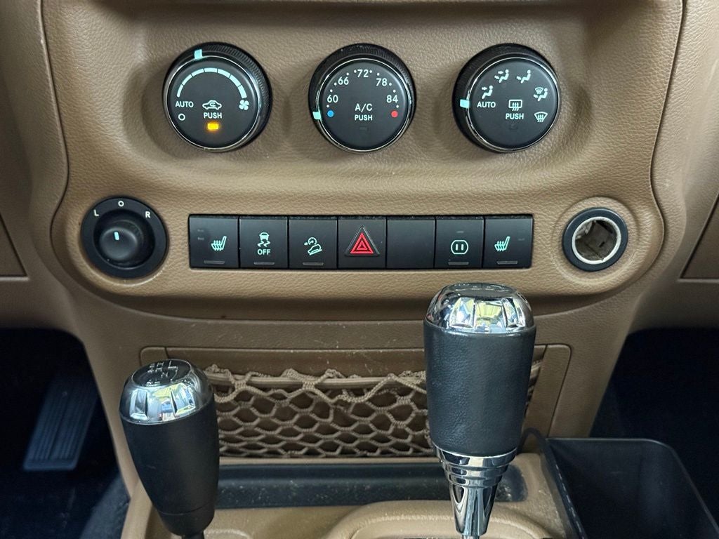 2011 Jeep Wrangler Unlimited Sahara