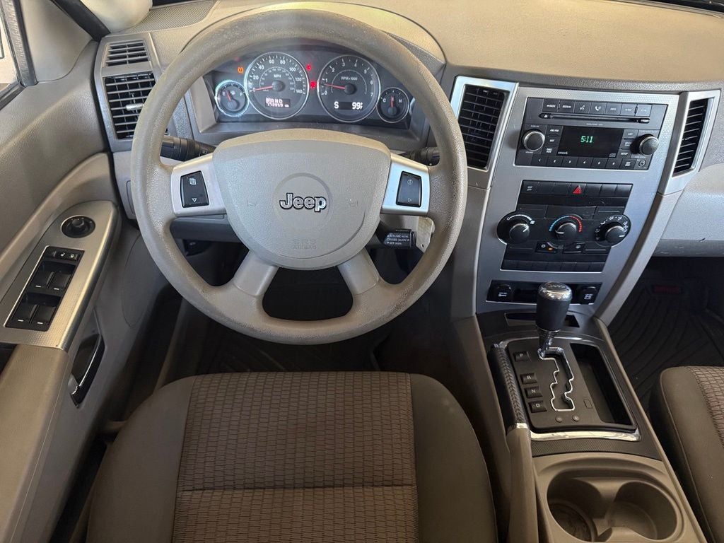 2009 Jeep Grand Cherokee Laredo