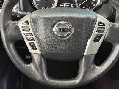 2017 Nissan Titan SV