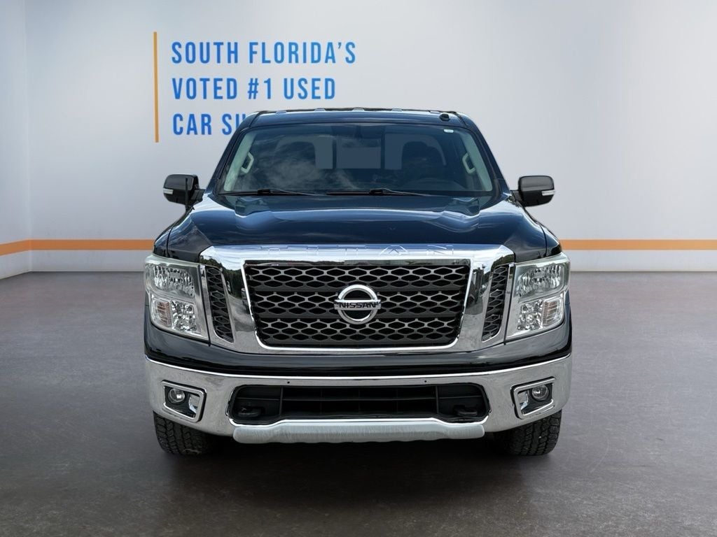 2017 Nissan Titan SV