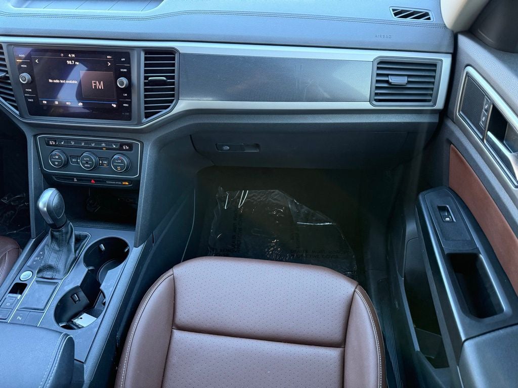 2021 Volkswagen Atlas 3.6L V6 SE w/Technology R-Line