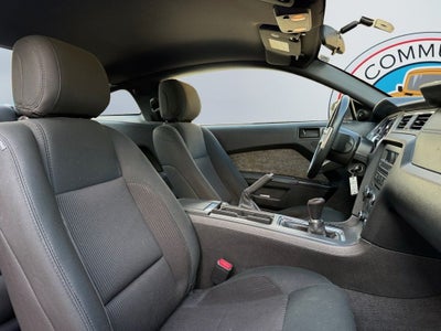 2014 Ford Mustang V6