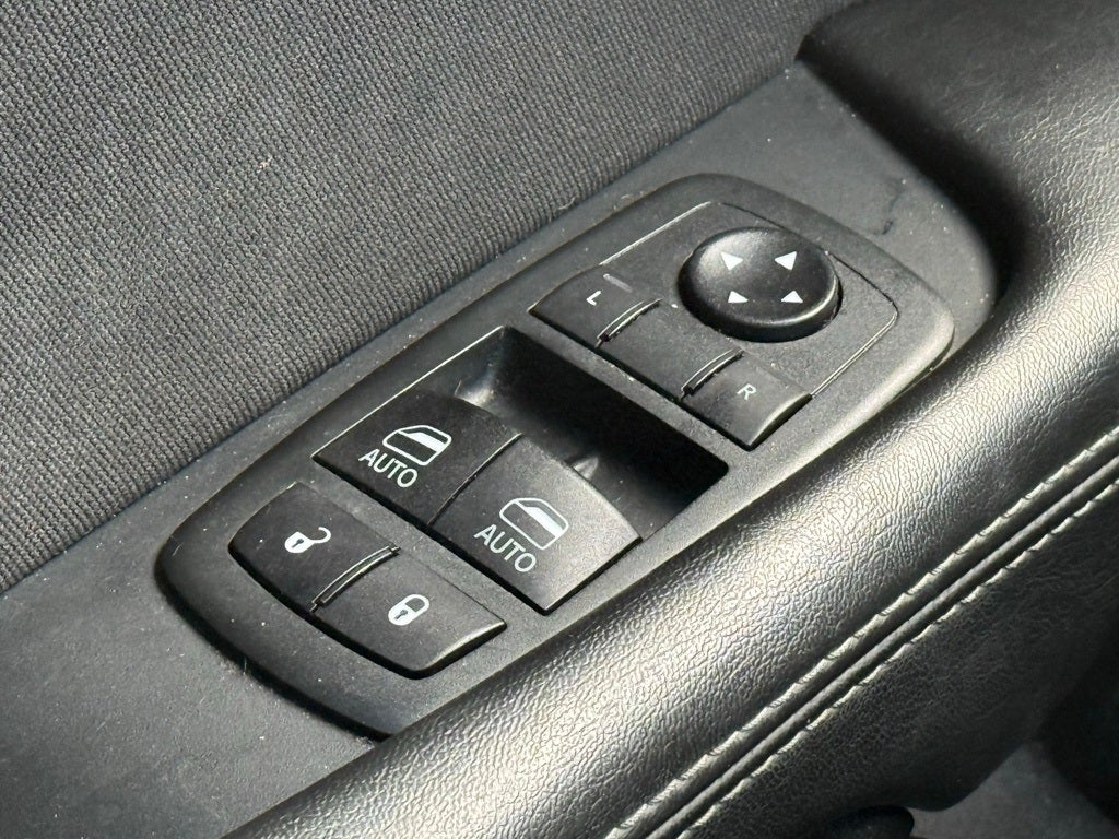 2020 Dodge Challenger SXT BLACKTOP