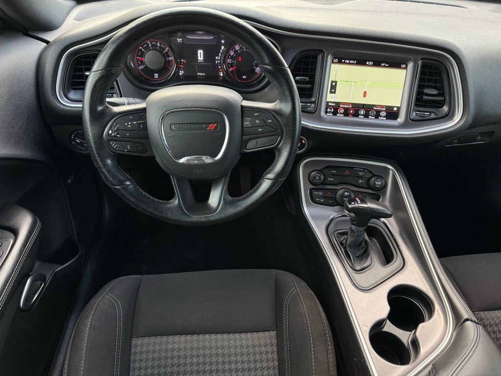 2020 Dodge Challenger SXT BLACKTOP