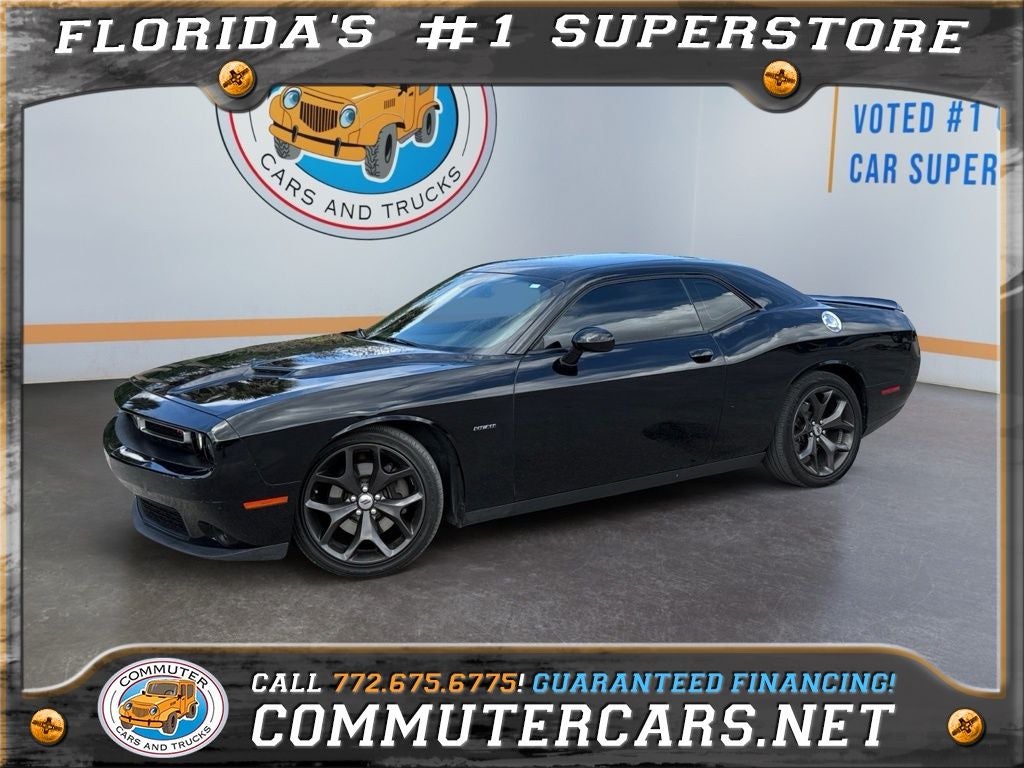 2017 Dodge Challenger R/T's photo