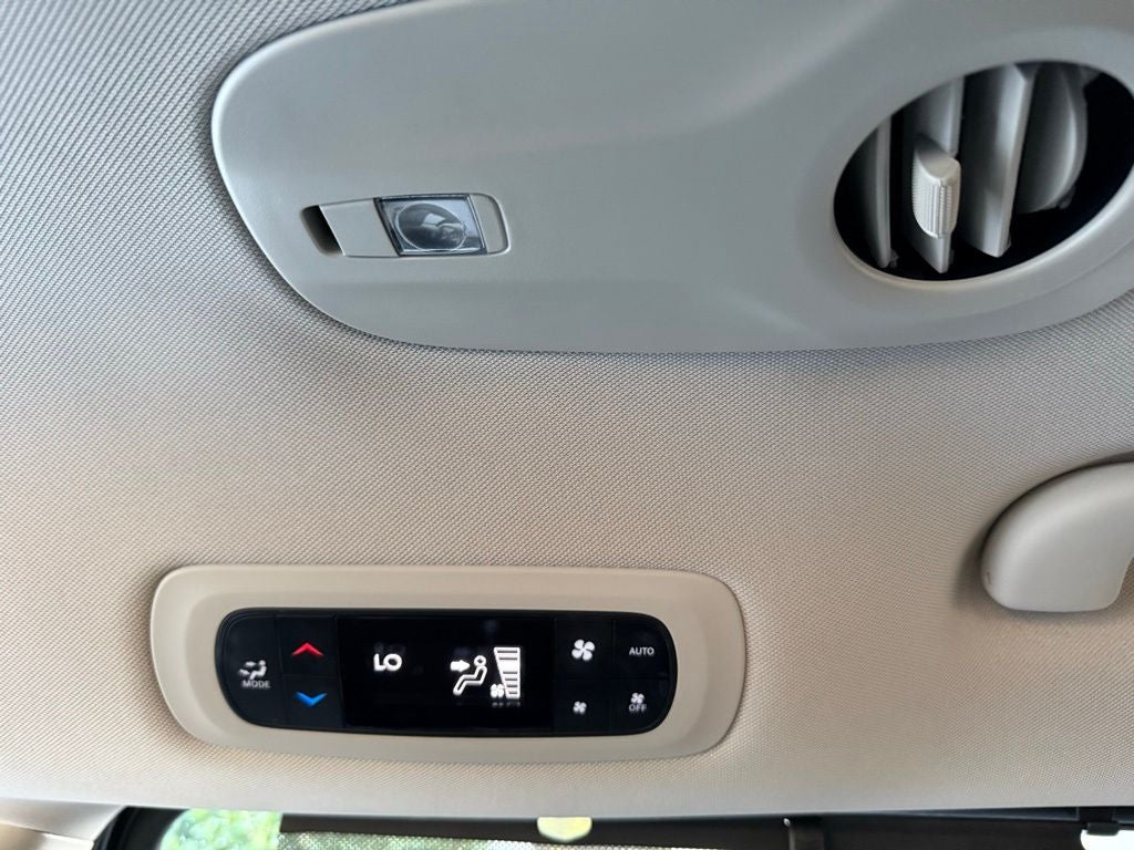 2019 Chrysler Pacifica Touring L Plus