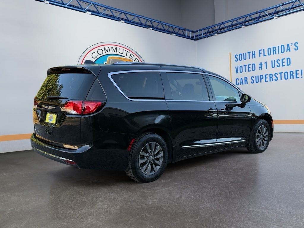 2019 Chrysler Pacifica Touring L Plus