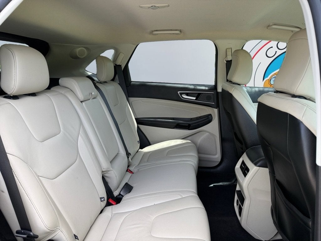 2021 Ford Edge Titanium