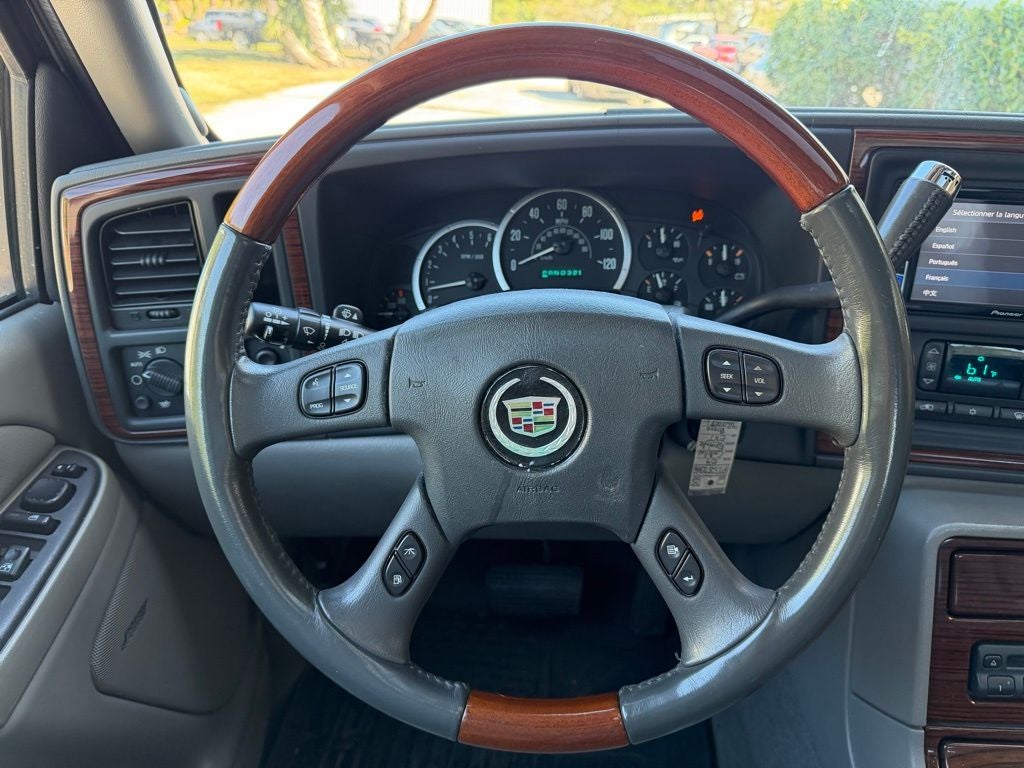 2004 Cadillac Escalade EXT Base