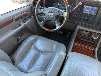 2004 Cadillac Escalade EXT Base