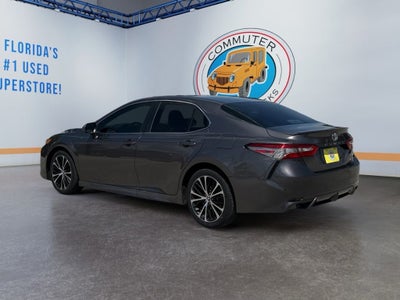 2018 Toyota Camry SE