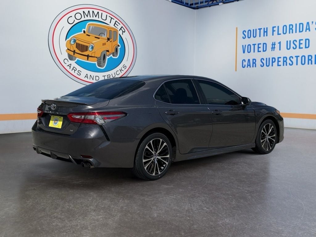 2018 Toyota Camry SE