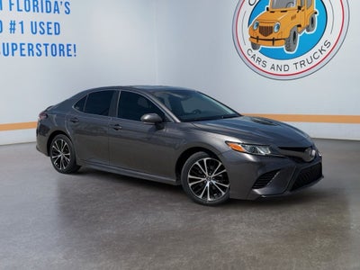 2018 Toyota Camry SE