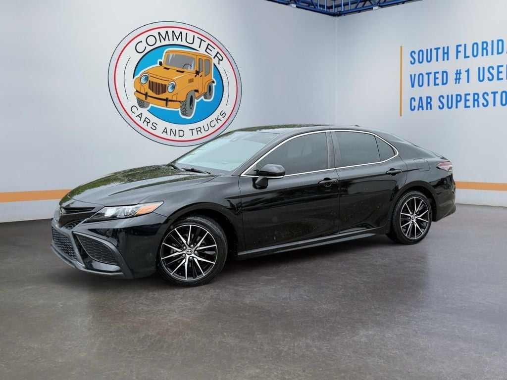 2022 Toyota Camry SE