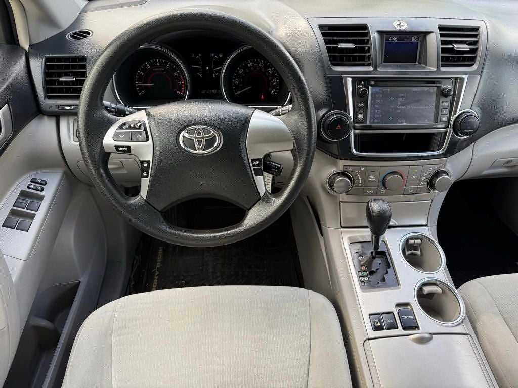 2013 Toyota Highlander Base Plus V6