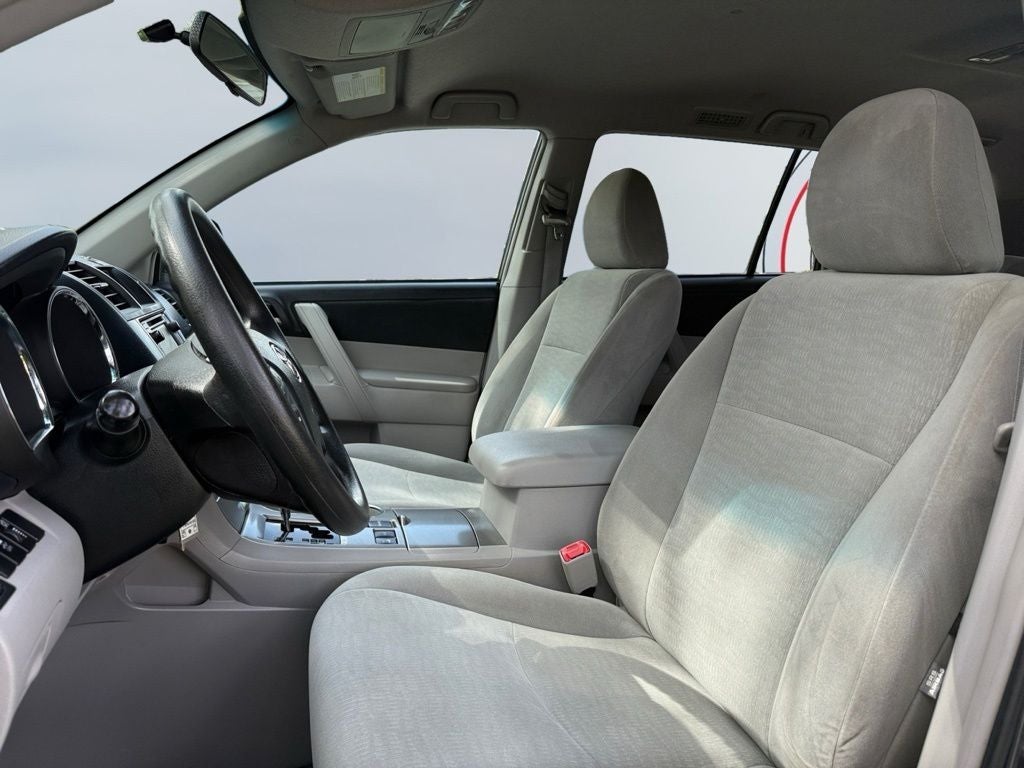 2013 Toyota Highlander Base Plus V6