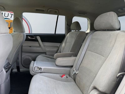 2013 Toyota Highlander Base Plus V6