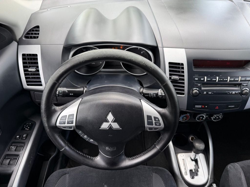 2010 Mitsubishi Outlander ES