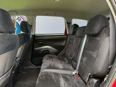 2010 Mitsubishi Outlander ES