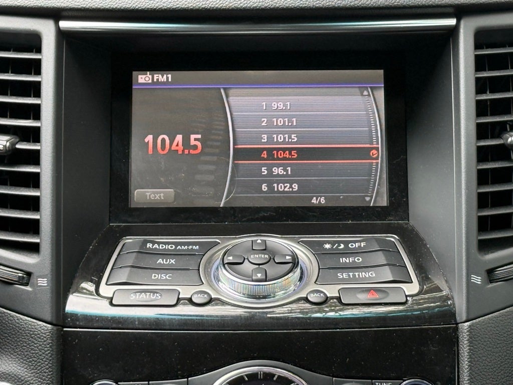 2017 INFINITI QX70 Base