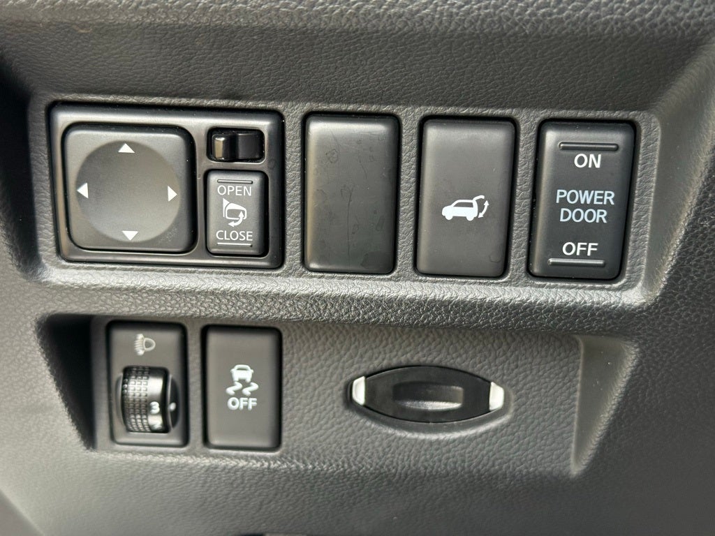 2017 INFINITI QX70 Base