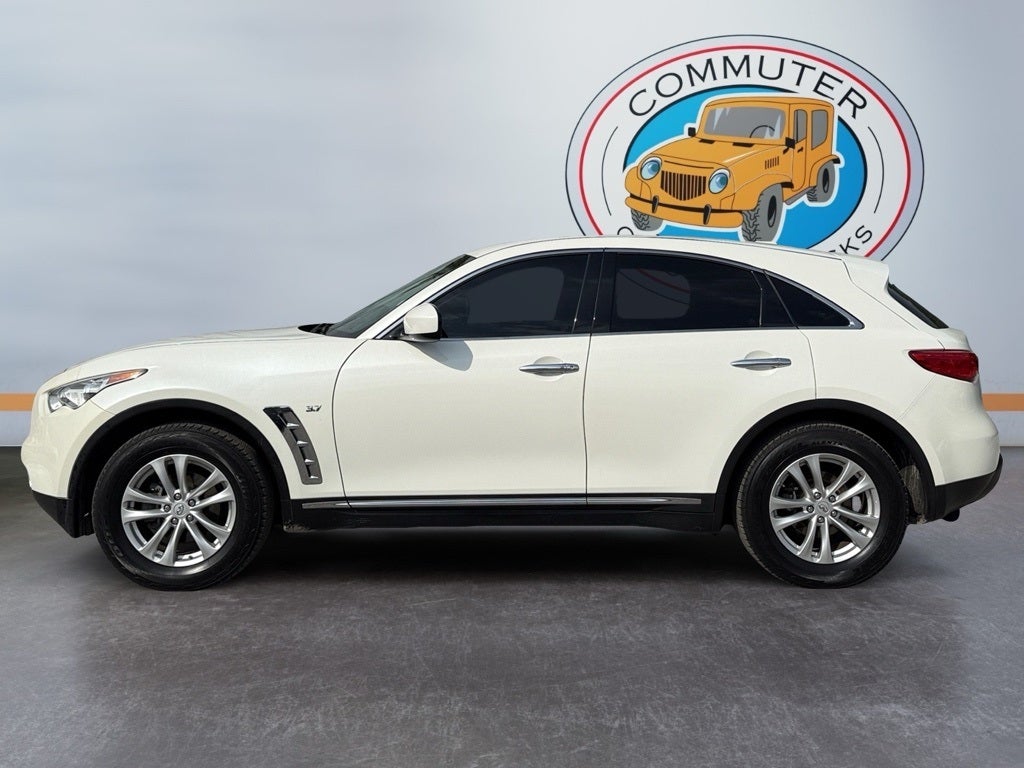 2017 INFINITI QX70 Base