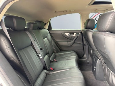 2017 INFINITI QX70 Base