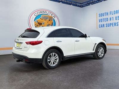 2017 INFINITI QX70 Base