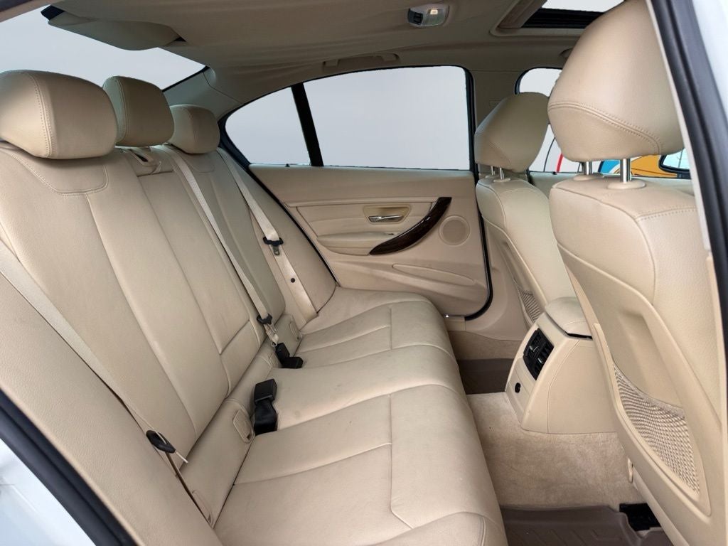 2015 BMW 3 Series 328i