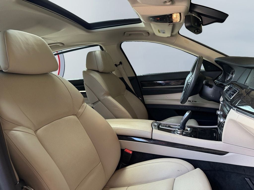 2011 BMW 7 Series 750Li