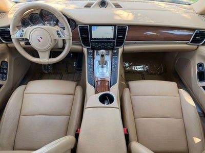 2014 Porsche Panamera 2