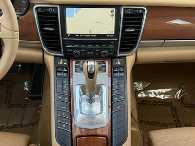 2014 Porsche Panamera 2