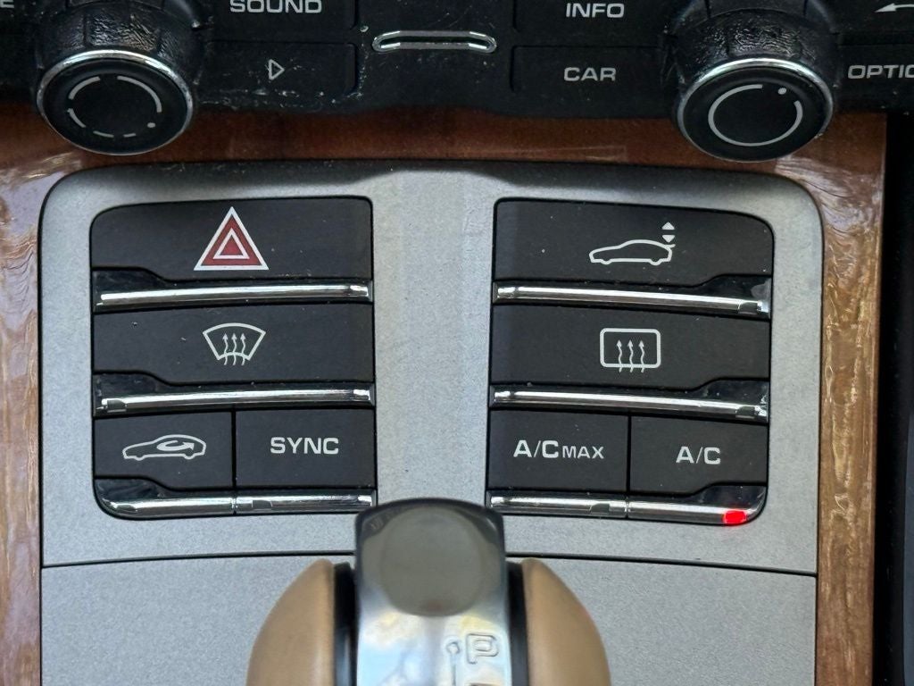 2014 Porsche Panamera 2
