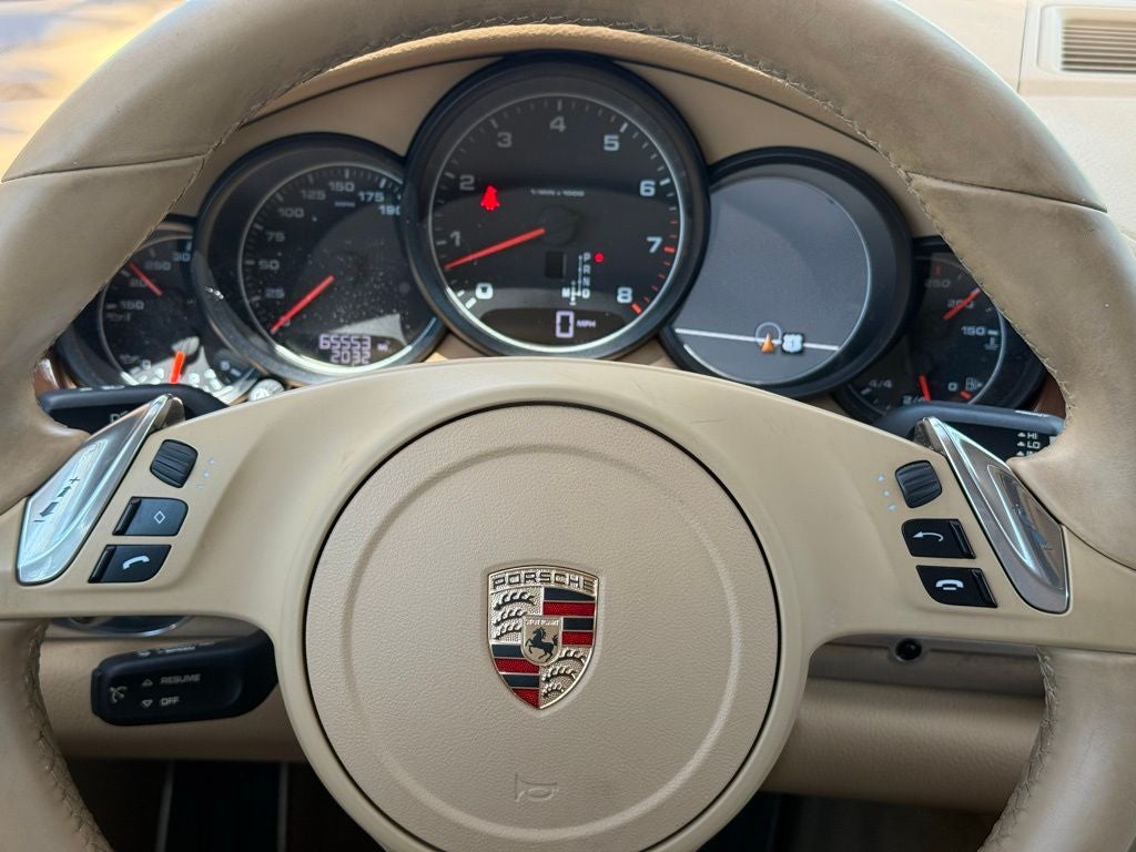2014 Porsche Panamera 2