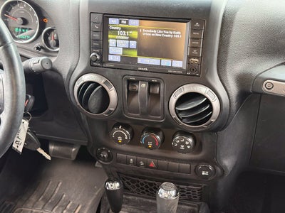 2017 Jeep Wrangler Willys Wheeler